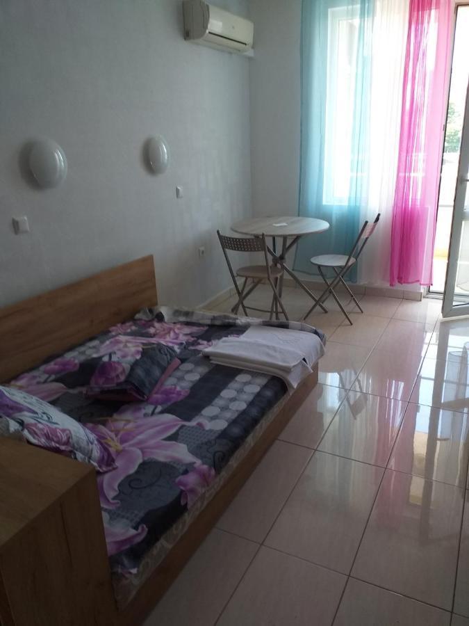 Apartamenti Ivaia Apartment Varna Exterior foto