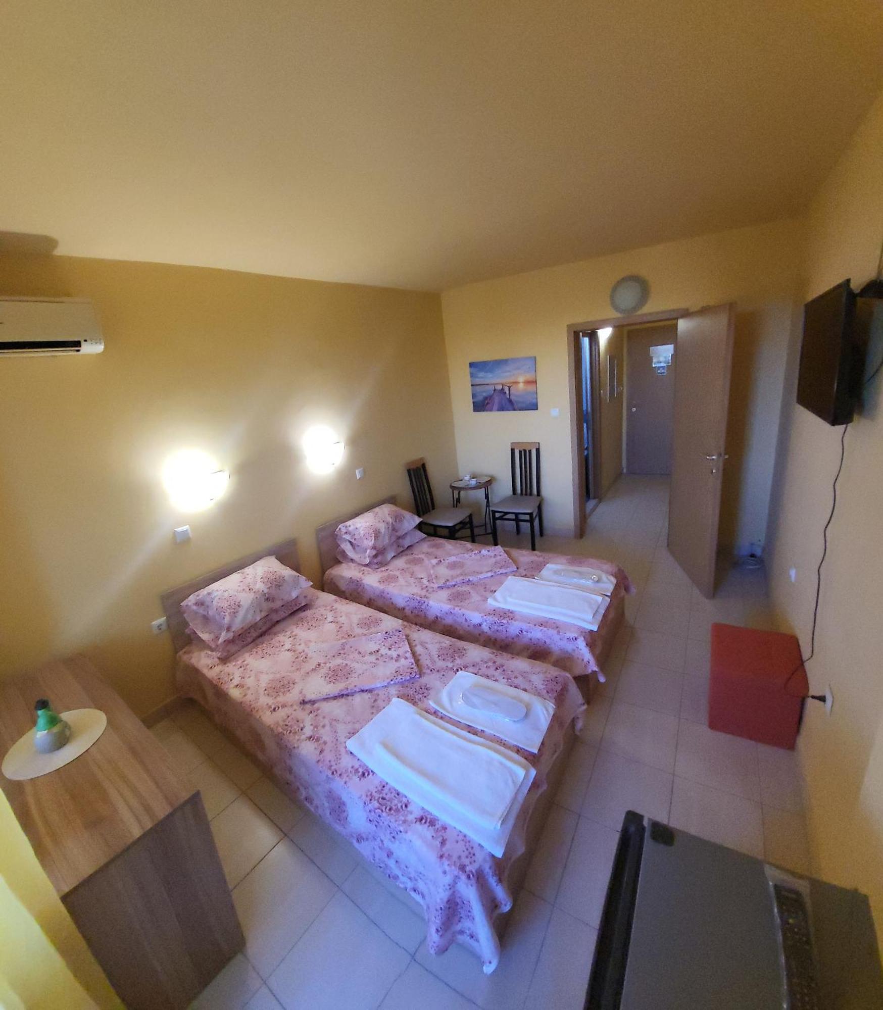 Apartamenti Ivaia Apartment Varna Exterior foto